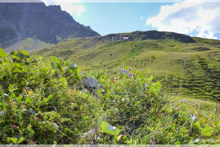Blick zur Kemptner Hütte