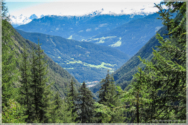 Blick nach Zams