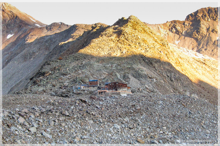 Blick zur Similaun-Hütte